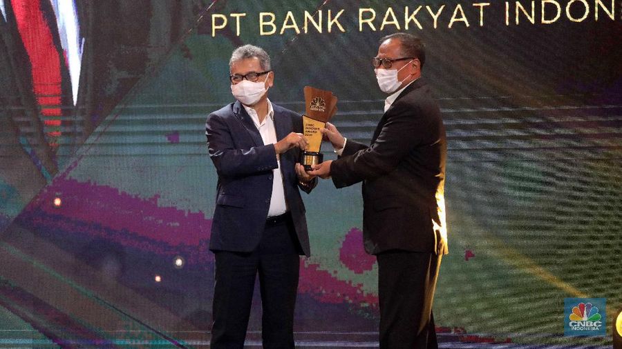 The Best CEO in Banking Transformation, Sunarso Direktur Utama PT Bank Rakyat Indonesia (Persero) Tbk. (CNBC Indonesia/Muhammad Sabki)