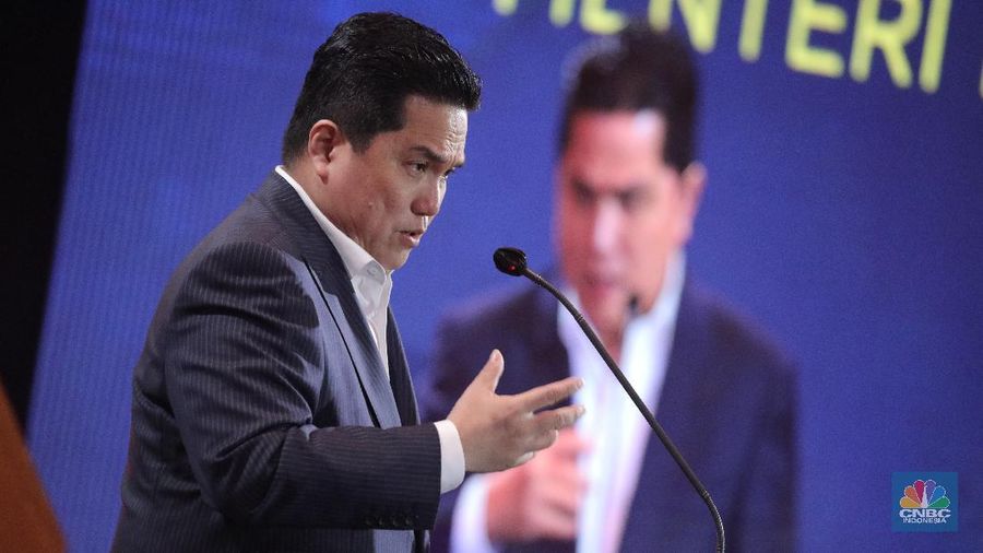 Menteri Badan Usaha Milik Negara RI (BUMN) Erick Thohir dalam acara CNBC Indonesia Award 2020 Indonesia dengan tema Menyongsong Bangkitnya Ekonomi Indonesia 2021. (CNBC
