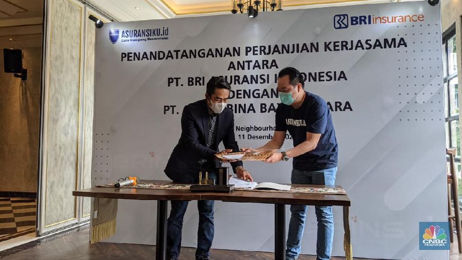 PT BRI Asuransi Indonesia perluas pasar digital dengan menggandeng PT Artha Bina Bhayangkara broker asuransi online melalui asuransiku.id. (CNBC Indonesia/Emir Yanwardhana)