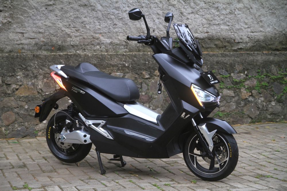 Ikuti Viar Gesits Pabrik Sepeda United Bikin Motor  