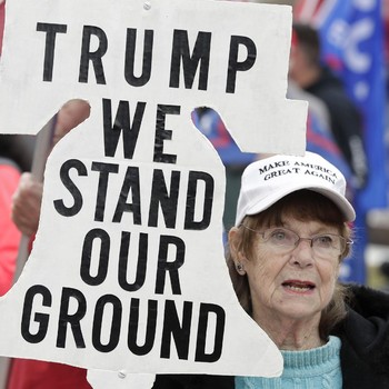 Tak Terima Kalah, Pendukung Trump Demo Tuntut Kecurangan