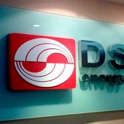 Naik 200%, Bursa Gembok Saham Termahal di BEI (DSSA)