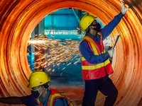Tangkis Serbuan Baja Impor, Pemerintah Selidiki Baja China