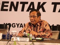 Indeks Persepsi Korupsi RI Setara Gambia, Apa Reaksi Mahfud?