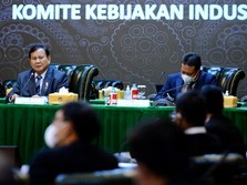 Sah! Prabowo Lantik Wamenhan Trenggono Jadi Sekretaris KKIP