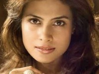 Aktris Cantik Bollywood Meninggal Misterius, Bersimbah Darah