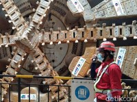 Xi Jinping Jajal Kereta Cepat JKT-BDG, RI-China Memang Mesra!