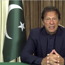 Kisah PM Pakistan Positif Covid-19 Setelah 2 Hari Divaksinasi