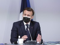 Macron Warning Vaksin China, Ada Risiko ke Kesehatan?