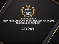 Dorong Zakat Digital, GoPay Kembali Raih Penghargaan BAZNAS