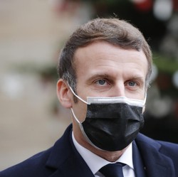 Virus Jahat Israel Targetkan Presiden Prancis Macron?