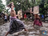 'Gladiator' Suku Sasak Lombok, Coba Bertahan Kala Pandemi