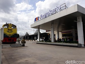 Ada Halte Portable Trans Jogja Buat Penumpang KRL di Stasiun Tugu, Ini Lokasinya