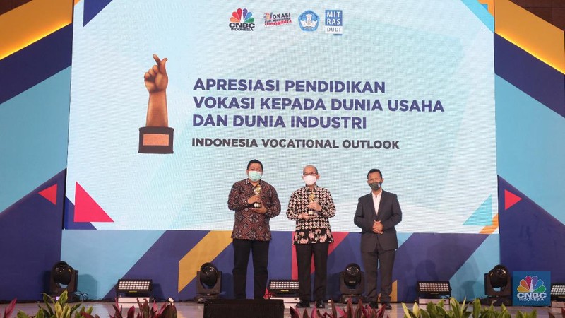 Strategi Dorong ‘Kawin Massal’ Pendidikan Vokasi & Dudi (CNBC Indonesia TV)