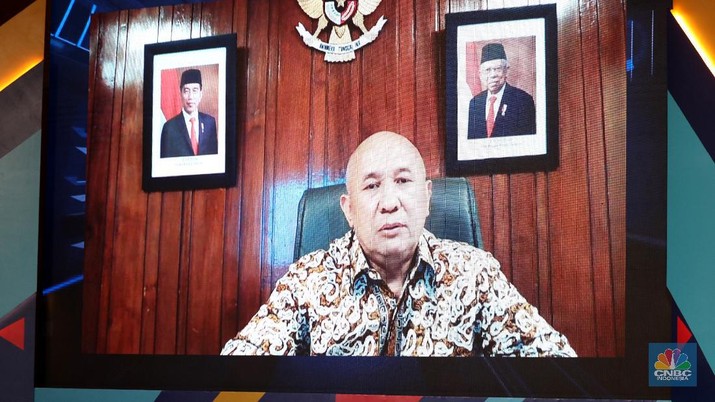 Menteri Koperasi dan Usaha Kecil Menengah Teten Masduki dalam acara Vocational Outlook 2020 dengan tema Menteri Koperasi dan Usaha Kecil Menengah Teten Masduki dalam acara Vocational Outlook 2020 dengan tema