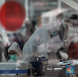 Fakta-fakta Harga Tes Swab PCR Dipangkas Jadi Rp 495.000