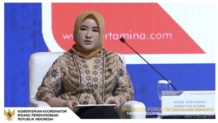 Direktur Utama Pertamina, Nicke Widyawati dalam acara Outlook Perekonomian Indonesia 2021. (Tangkapan Layar Youtube PerekonomianRI)