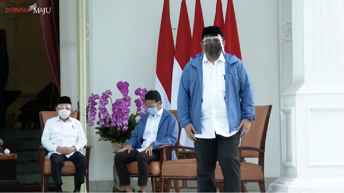 Eng sochli ayol pubik maydoni