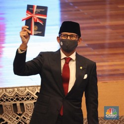 Top! Jokowi Beri Tukin PNS-nya Sandiaga Uno, Ini Besarannya