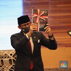 Sandi Pede Pariwisata Bangkit: Urat Pesimis Saya Sudah Putus!