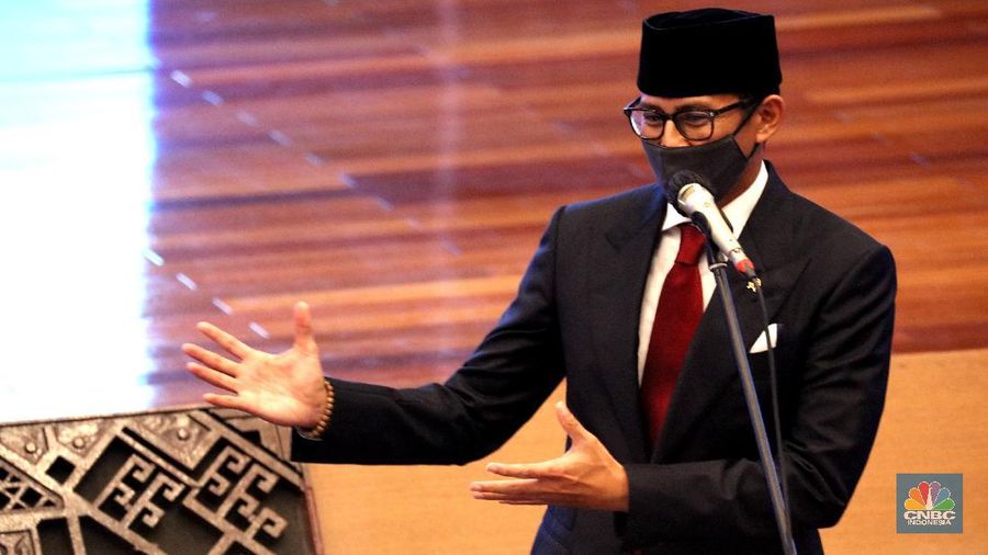 Menteri Pariwisata dan Ekonomi Kreatif (Menparekraf)  Sandiaga Uno (CNBC Indonesia/Tri Susilo)
