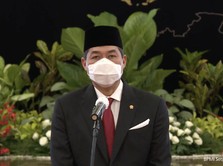 Tancap Gas, Mendag Lutfi Langsung Cek Harga Bahan Pokok!