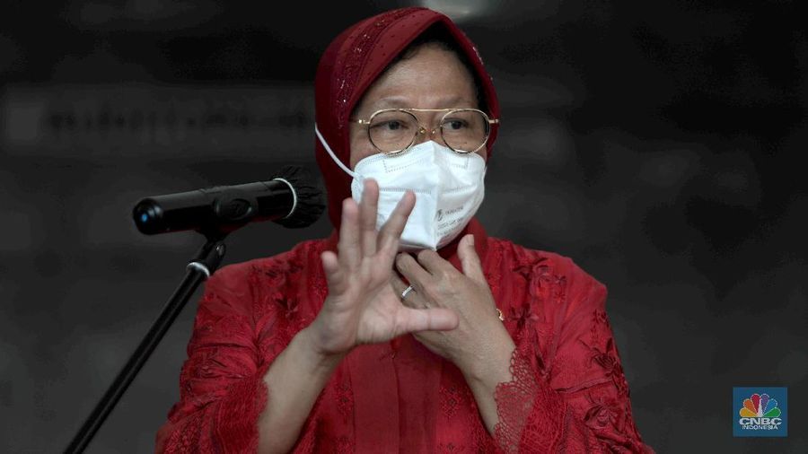 Menteri Sosial, Tri Rismaharini (CNBC Indonesia/ Muhammad Sabki)
