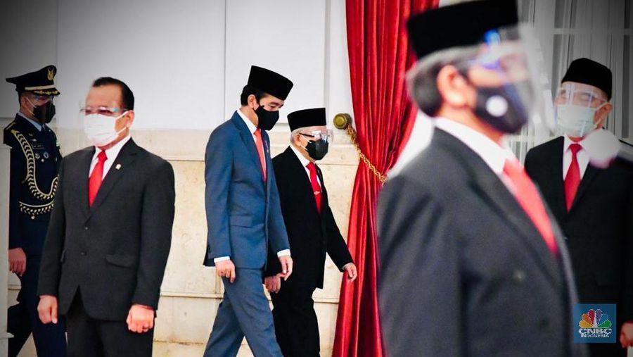 Presiden Joko Widodo (Jokowi) melantik menteri-wamen 2019-2024 baru Kabinet Indonesia Maju di Istana Kepresidenan, Jakarta, Rabu (23/12/2020). (Biro Pers Sekretariat Presiden/Laily Rachev)