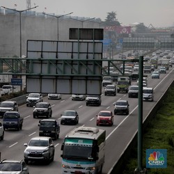 Imbas PPKM Darurat, Volume Mobil Keluar-Masuk DKI Anjlok 38%