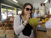 Air Kelapa Campur Jeruk Nipis Sembuhkan Covid? Cek Faktanya