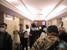 Prahara Unit Link: Tuduhan Penipu hingga Tutup Polis Massal
