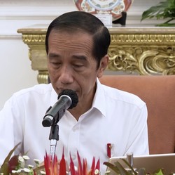 Efek Kasus Juliari, Jokowi Ogah Bansos Ada Potongan 'Siluman'