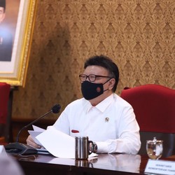 Menteri Tjahjo Punya Ide: Sebar Babinsa di Tiap Desa