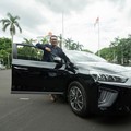 Pertama! Mobil Listrik Hyundai Jadi Kendaraan Dinas Kang Emil