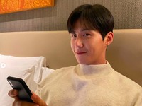 Gegara Skandal, Kim Seon Ho Harus Lepaskan Program Ini
