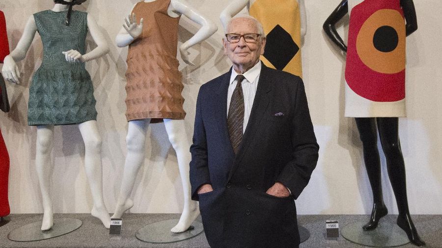 Pierre Cardin. (AP/Jacques Brinon)