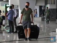 Aduh Biyung! WNI Dari India Lolos Masuk Soetta Tanpa Prokes