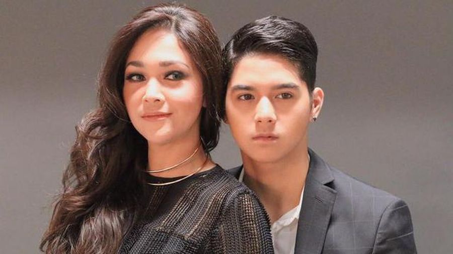 Maia Estianty dan putranya, Al Ghazali (Instagram @alghazali7)