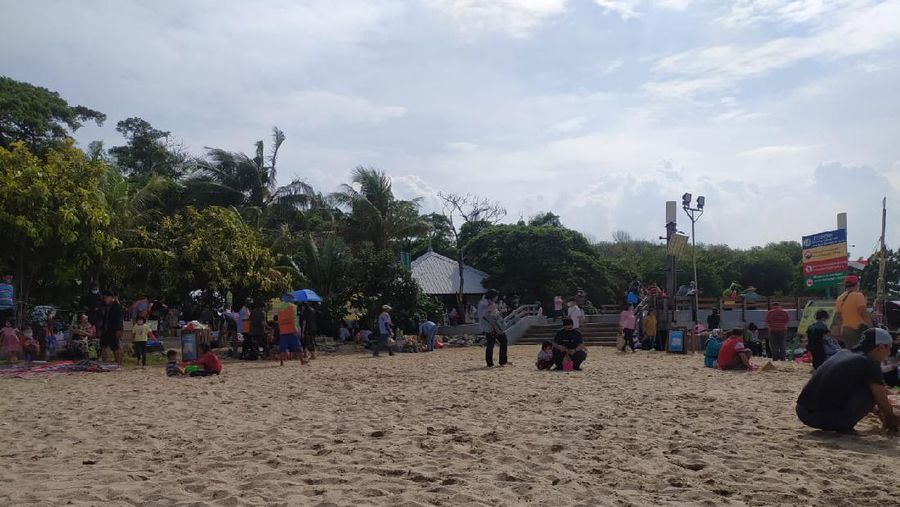 Suasana pantai Ancol di Jakarta. (Dok: Ayos Via CNBC TV)