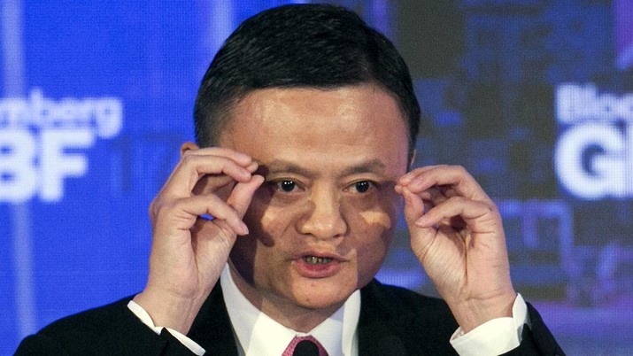 China Working Hours Debate In this Sept. 20, 2017, file photo, Alibaba Group Chairman Jack Ma speaks at the Bloomberg Global Business Forum in New York. Remarks by Ma, one of China's richest men, that young people should work 12-hour days, six days a week if they want financial success have prompted a public debate over work-life balance in the country. (AP Photo/Mark Lennihan, File)