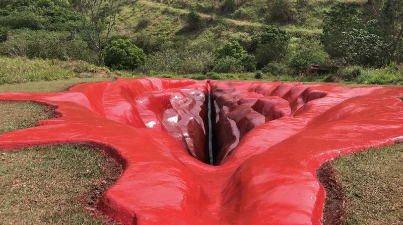 Proses pembuatan Patung Vagina di Brazil (Facebook @juliananotari)