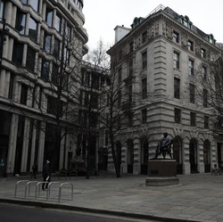 Omicron Inggris Makin Ngeri, London Status 