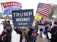Komentari Demo Rusuh Capitol, Pejabat AS Ini Dipecat Trump!