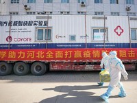 AS - China Ribut, Gegara Swab Test Covid-19 Lewat Anal!