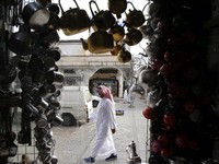 Covid-19 Makin Mengkhawatirkan Arab Saudi, Raja Salman Panik?
