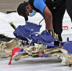 Sriwijaya Air SJ182  Kemungkinan Tak Meledak di Udara