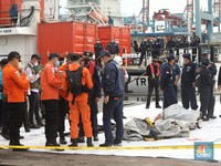 Breaking! Tim Pencari Sriwijaya Temukan Puing & Pakaian Anak