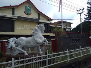 Kata Ketua DPRD Kuningan soal Anggaran Rp 2,6 M Mobil Dinas Baru