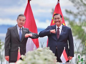 Luhut Ngobrol dengan Petinggi China soal Skenario Jika Trump Jadi Presiden AS