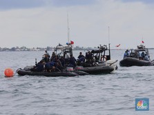 TNI AL: Blackbox Sriwijaya Air SJ 182 Tertimbun Puing Pesawat